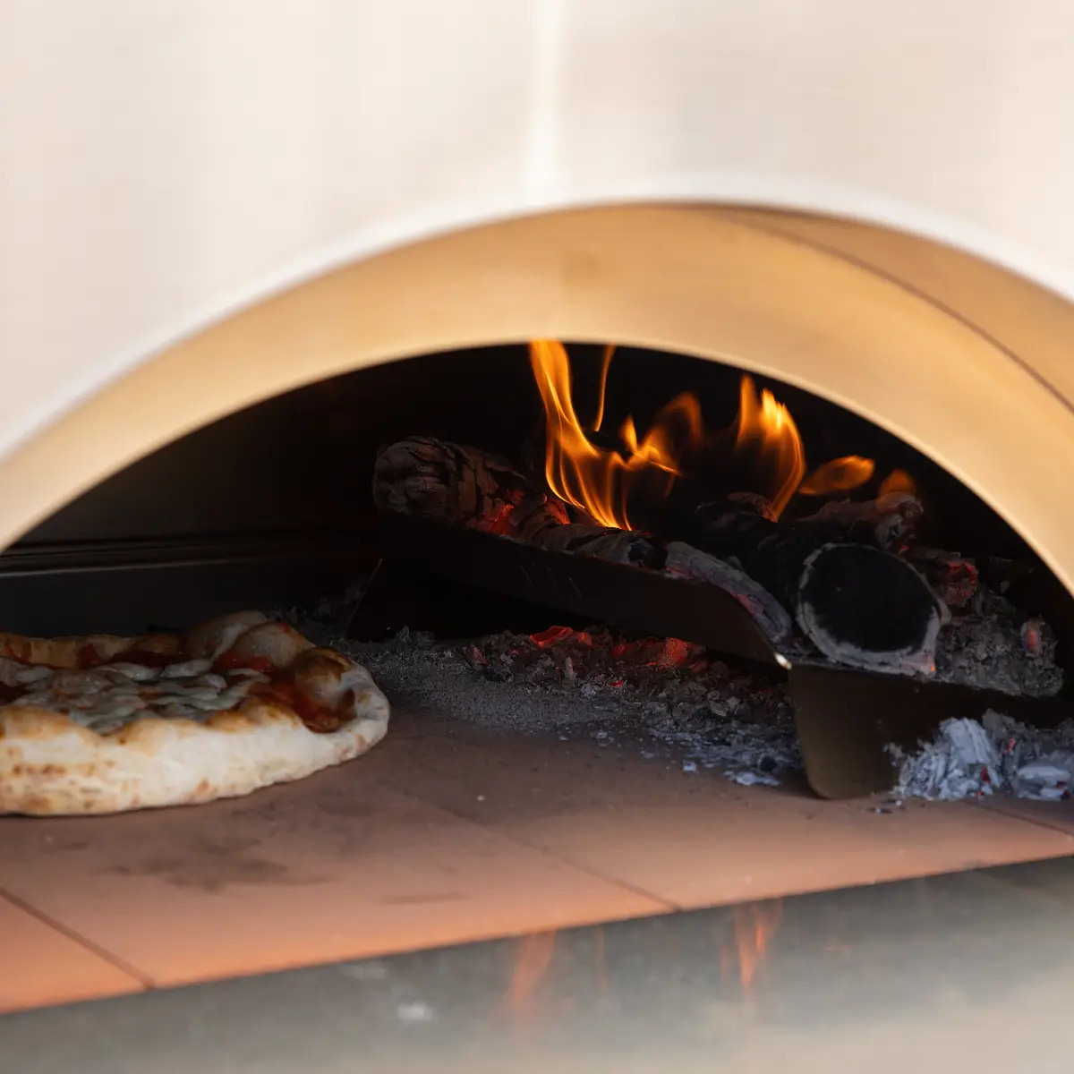 Holz-Pizzaofen Classico 4 Pizze